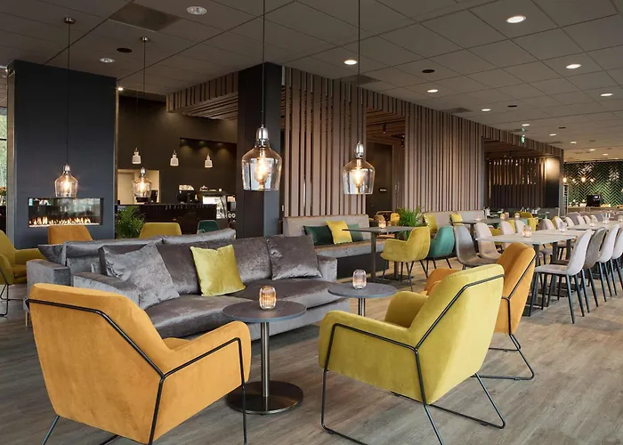 ホテル Scandic Brennemoen 4*