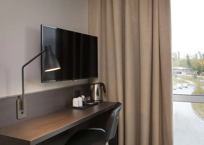 ホテル Scandic Brennemoen 4*